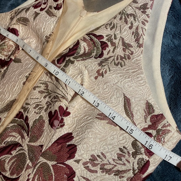 Dress the Population blush and gold Dress - Picture 4 of 7